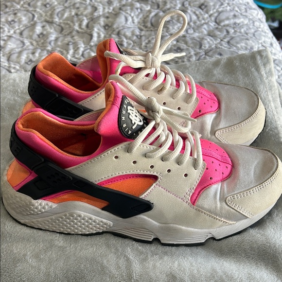 Nike Shoes - Nike Women's Huarache Sneakers in White, Pink & Orange